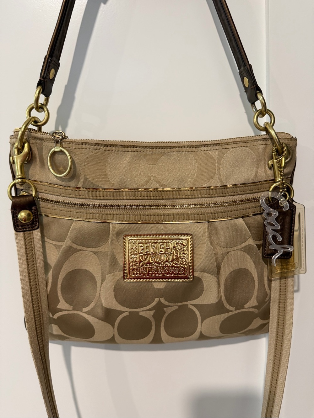 Coach Poppy Tan Signature Crossbody Shoulder Bag